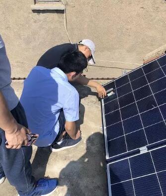 戶用光伏優(yōu)秀品牌評價工作在山東商河啟動 配電箱成關注焦點